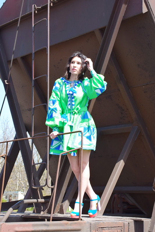 Embroidered Dress Boho, Green Dress Linen, Mini Dress, style boho chic, Bohemian Vyshyvanka Dress Linen, Ukrainian embroidery