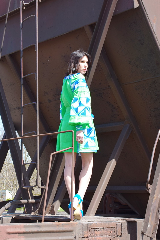 Embroidered Dress Boho, Green Dress Linen, Mini Dress, style boho chic, Bohemian Vyshyvanka Dress Linen, Ukrainian embroidery