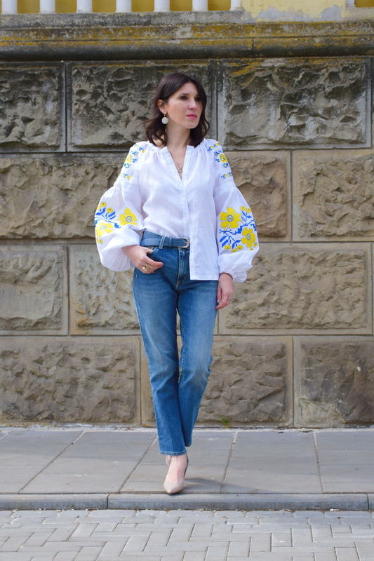 Vyshyvanka Embroidered White Blouse Linen Boho, Bohemian, Ukrainian embroidery, Embroidered clothes Bohemian, ethno 