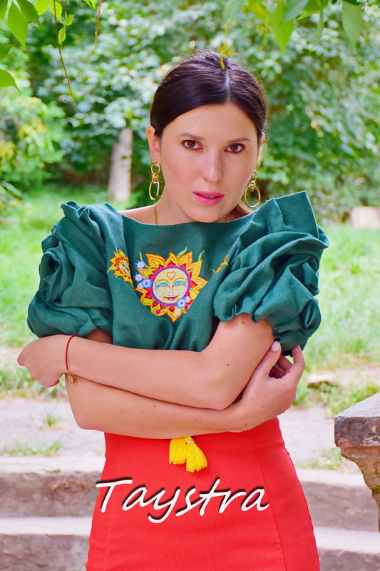 Linen Vyshyvanka, Embroidered clothes, Stylish Blouse, Green blouse-top