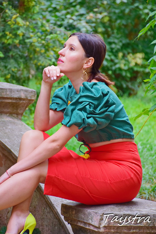 Linen Vyshyvanka, Embroidered clothes, Stylish Blouse, Green blouse-top