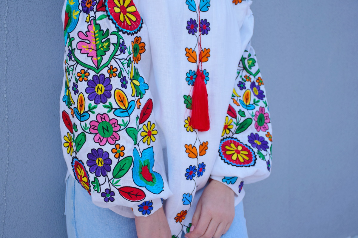 Vyshyvanka Embroidered clothes Vyshyvanka Ukrainian Linen Embroidered Blouse 